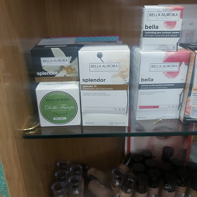 Perfumería y complementos en Nájera